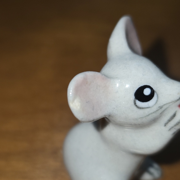 Vintage Mouse Miniature Figurine - White, Japanese Ceramic / Porcelain - Picture 6 of 9